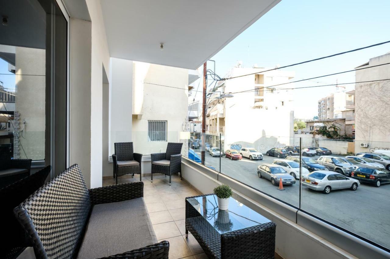 Book Me Now Central Flat Appartamento Larnaca Esterno foto