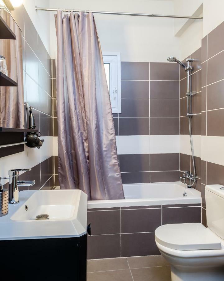 Book Me Now Central Flat Appartamento Larnaca Esterno foto